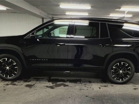 New 2025 Chevrolet Traverse LT w/ Sun and Wheel Package image 5
