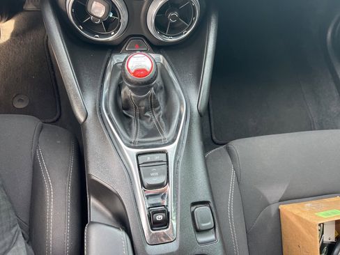 Used 2019 Chevrolet Camaro SS image 9