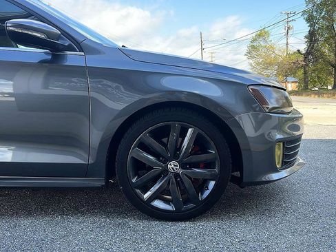 Used 2013 Volkswagen Jetta GLI Autobahn image 23