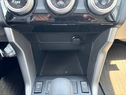 Used 2018 Subaru Forester 2.5i Limited AWD/4WD image 14
