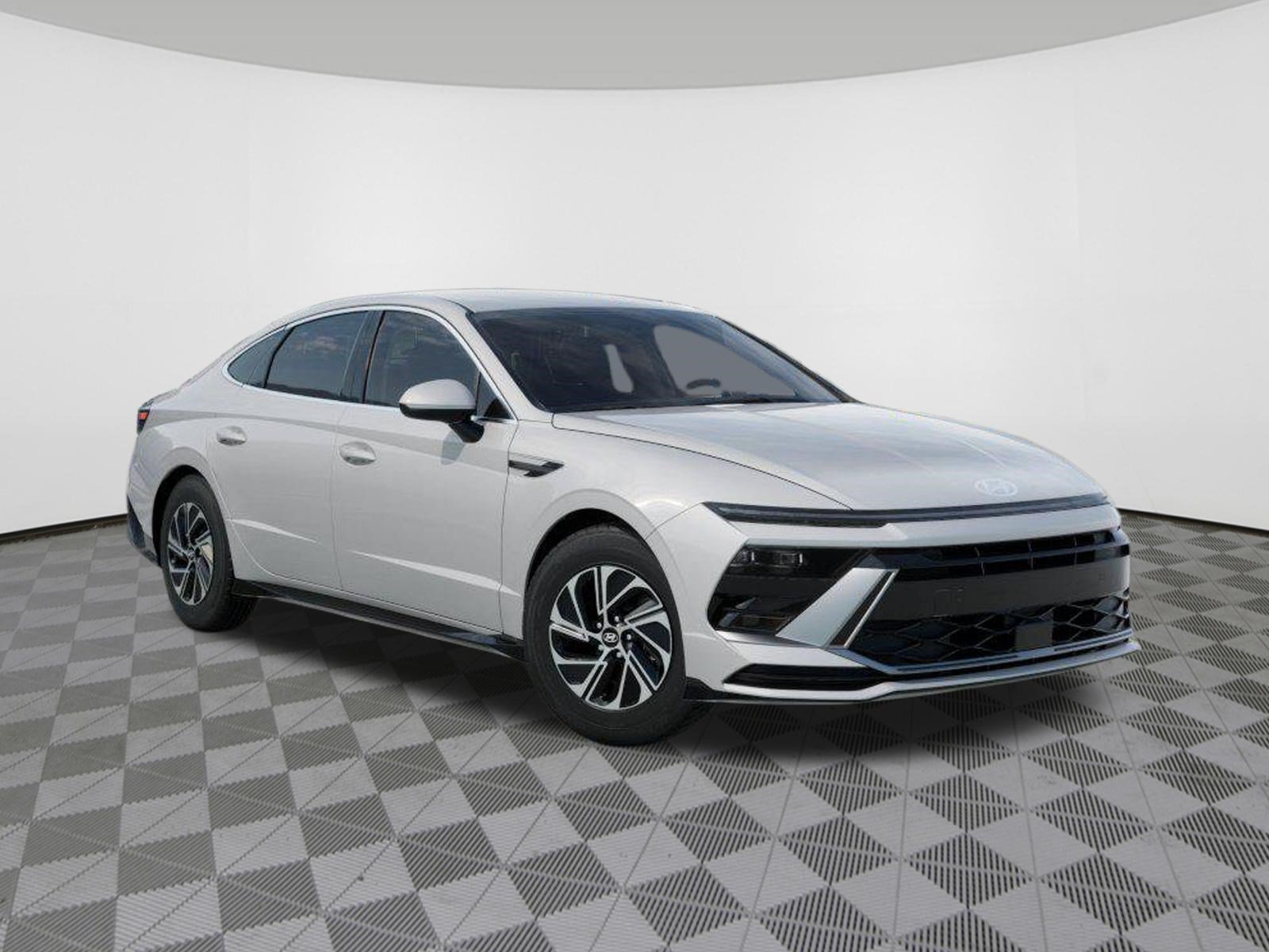 New 2026 Hyundai Sonata Blue FWD image 2
