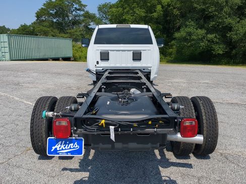 New 2025 RAM 5500 Tradesman image 4