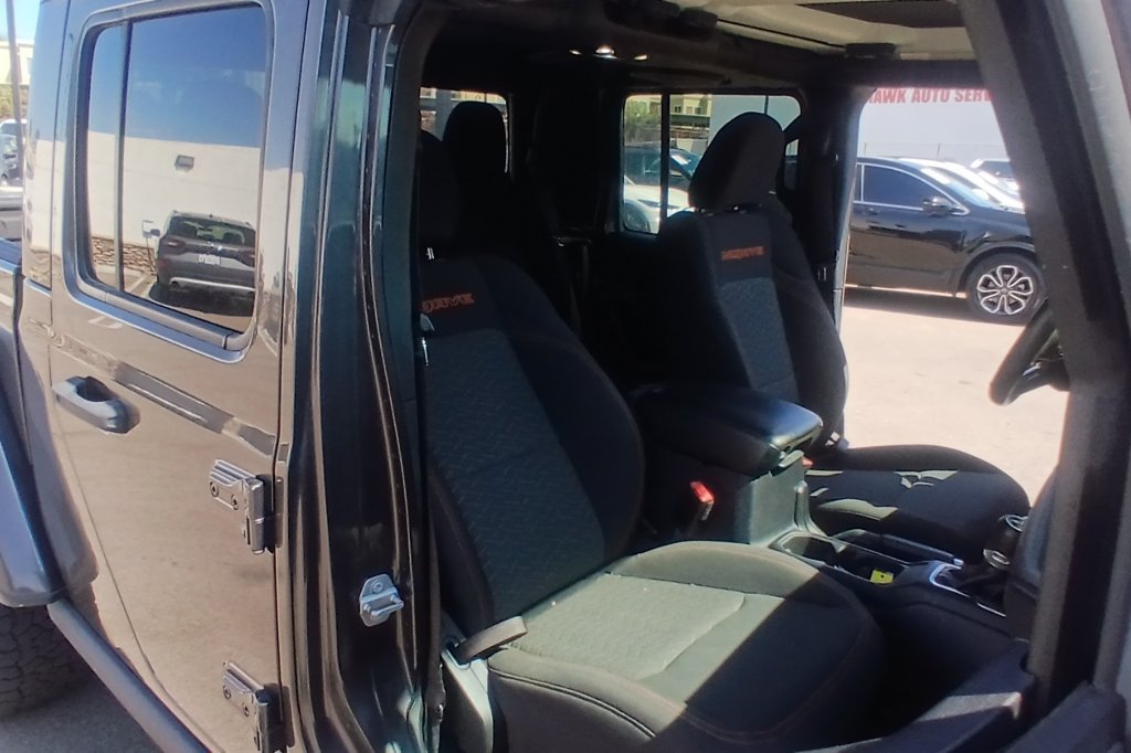 Used 2021 Jeep Gladiator Mojave w/ Trailer Tow Package AWD/4WD image 13