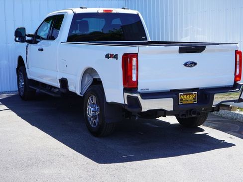 Used 2025 Ford F350 XLT w/ Snow Plow/Camper Package AWD/4WD image 4