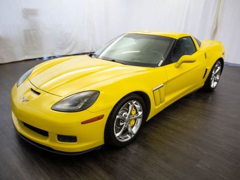 Used 2012 Chevrolet Corvette Grand Sport w/ 3LT Preferred Equipment Group image 3