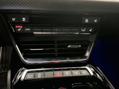 Used 2022 Audi RS e-tron GT image 32