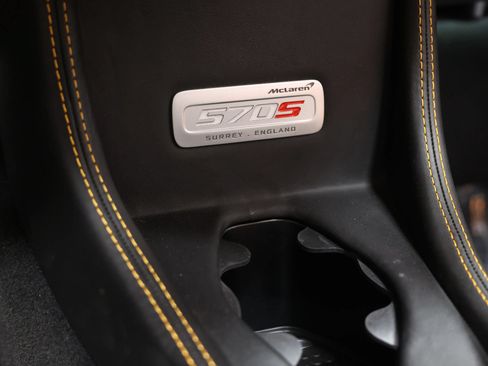 Used 2019 McLaren 570S Spider RWD image 44