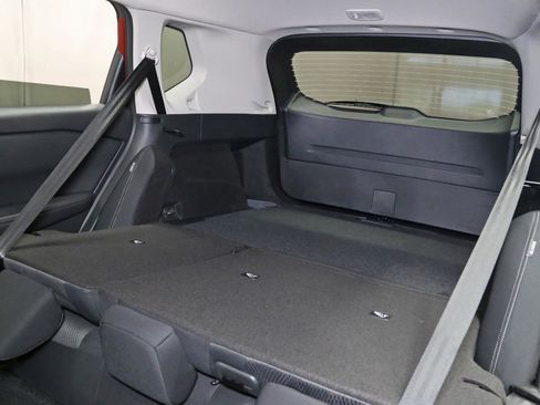 New 2026 Nissan Rogue SV image 12