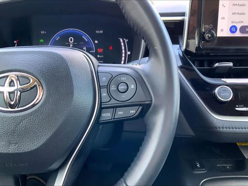 Used 2024 Toyota Corolla XLE image 25