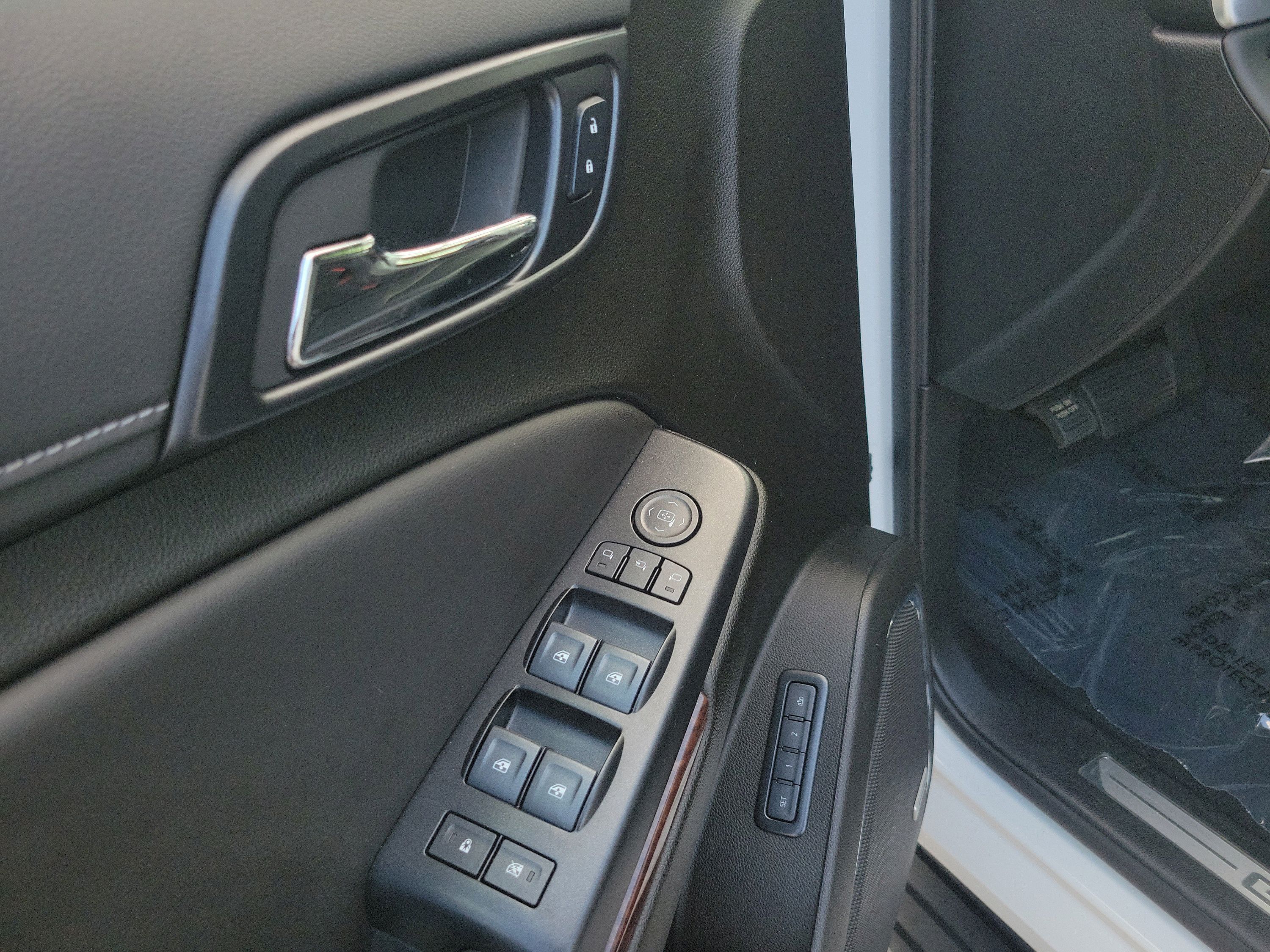 Used 2020 GMC Yukon SLT w/ Open Road Package RWD image 18