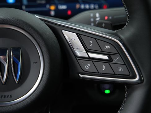 New 2026 Buick Enclave Preferred w/ LPO, Floor Liner Package image 34