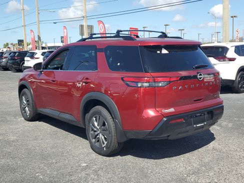 New 2026 Nissan Pathfinder SV image 6