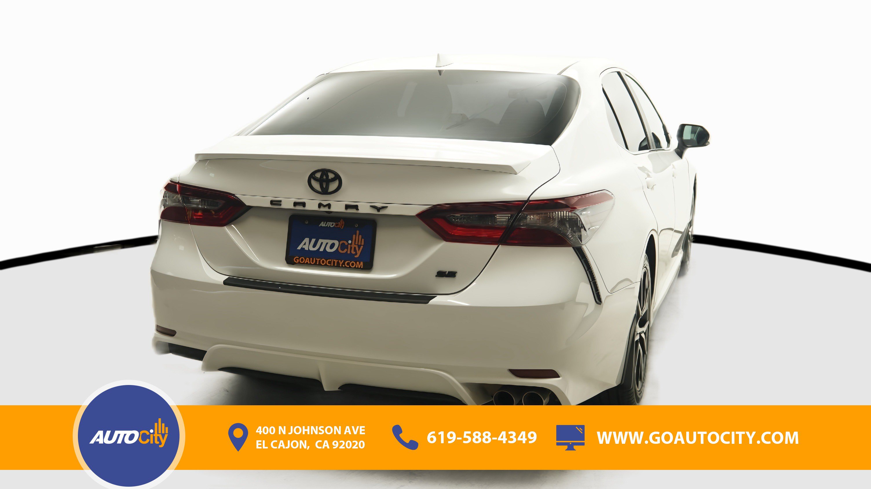 Used 2024 Toyota Camry SE w/ Blackout Package (TMS) FWD image 10