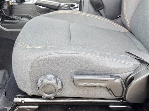 Used 2024 Jeep Wrangler Sport S image 21