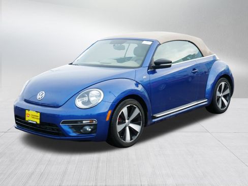 Used 2015 Volkswagen Beetle R-Line image 3