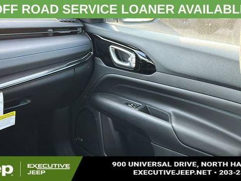 Used 2025 Jeep Compass Limited w/ Sun & Sound Group AWD/4WD image 22