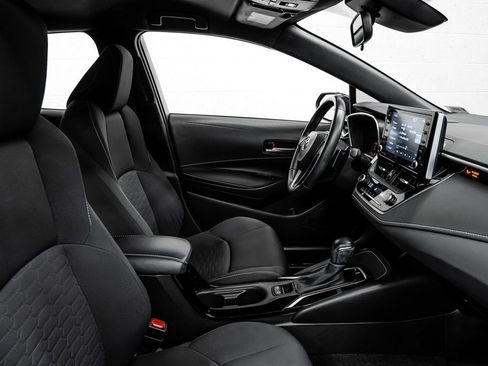 Used 2022 Toyota Corolla SE image 29