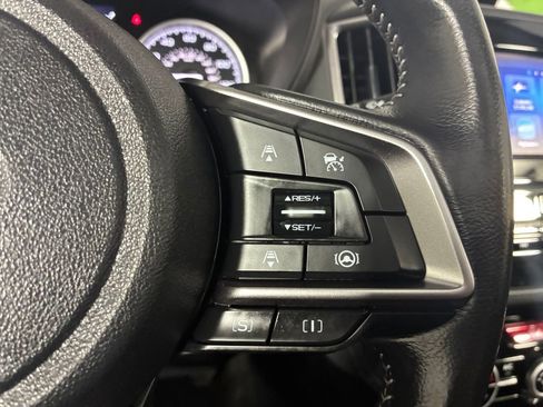 Used 2023 Subaru Forester Premium image 12