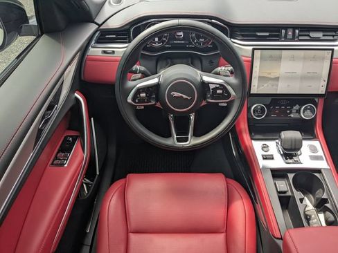 Used 2026 Jaguar F-PACE R-Dynamic S AWD/4WD image 16