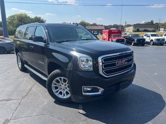 Used 2019 GMC Yukon XL SLT image 1