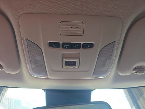 Used 2022 Toyota Corolla L FWD image 20