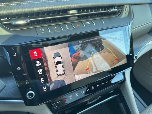 New 2026 Jeep Grand Cherokee Limited w/ Luxury Tech Group II AWD/4WD image 30