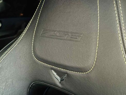 Used 2016 Chevrolet Corvette Z06 w/ 3LZ Preferred Equipment Group RWD image 25