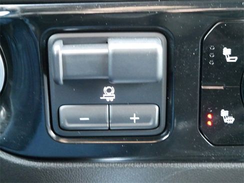 Used 2024 Chevrolet Silverado 2500 LT w/ All Star Edition image 22