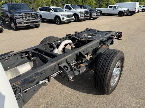 Used 2019 RAM 3500 Tradesman w/ Chrome Appearance Group AWD/4WD image 24