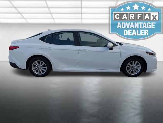 Used 2025 Toyota Camry LE FWD image 42