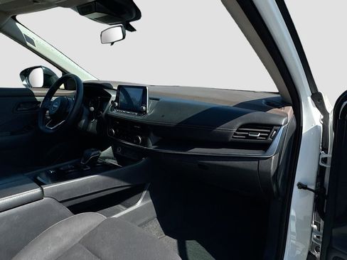 Used 2023 Nissan Rogue S FWD image 28