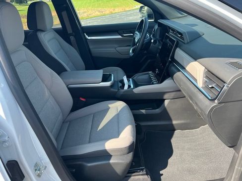 Used 2025 GMC Terrain Elevation FWD image 26