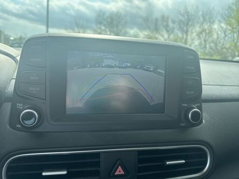 Used 2018 Hyundai Kona SE image 10