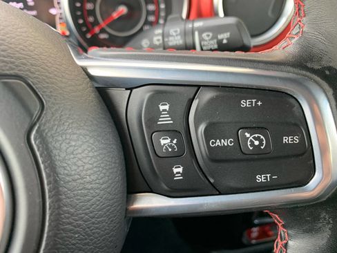 Used 2021 Jeep Wrangler Unlimited Rubicon w/ Uconnect 4C Nav & Sound Group image 7