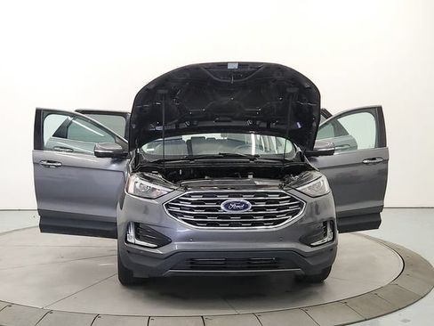 Used 2023 Ford Edge Titanium AWD/4WD image 10