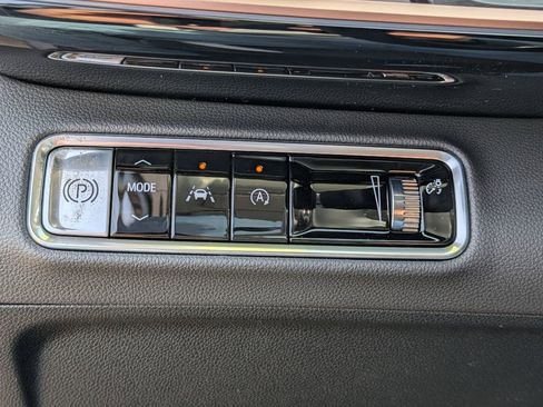 New 2026 Buick Envision Sport Touring image 33