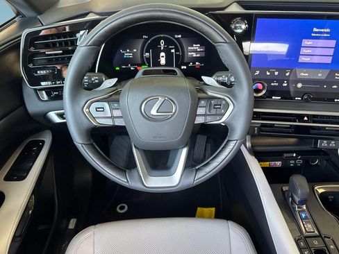 New 2026 Lexus RX 350h AWD/4WD image 25