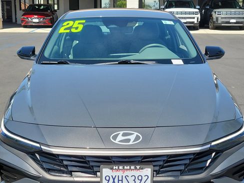 Certified 2025 Hyundai Elantra Sport FWD image 29