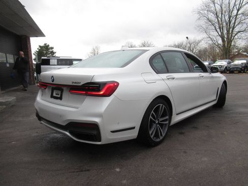 Used 2020 BMW 740i xDrive w/ M Sport Package image 13