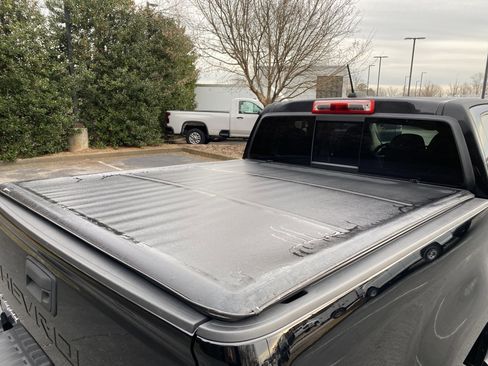 Used 2021 Chevrolet Colorado LT w/ LT Convenience Package image 38