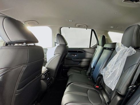 Used 2025 Honda Pilot EX-L image 20