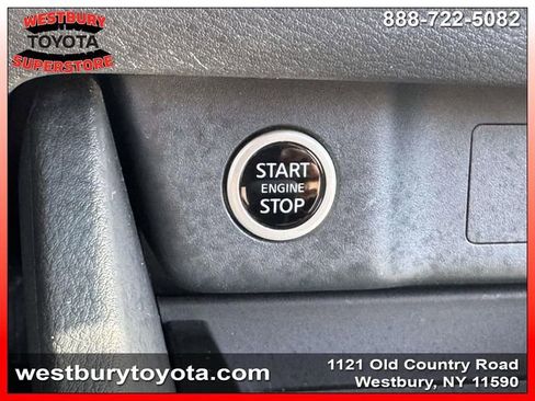 Used 2023 Nissan Rogue SV w/ SV Premium B Package image 27