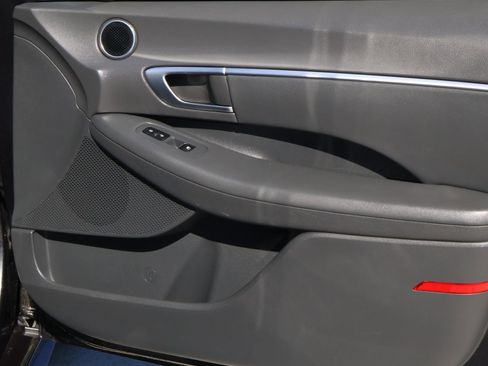 Used 2020 Hyundai Sonata SEL Plus image 17