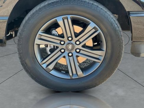 Used 2023 Ford F150 Lariat w/ Equipment Group 502A High AWD/4WD image 9