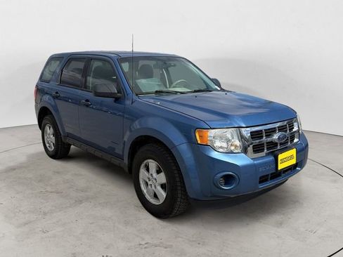 Used 2009 Ford Escape XLS AWD/4WD image 7