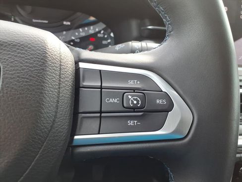 Used 2022 Jeep Compass Latitude w/ Convenience Group image 18