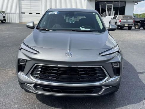 Certified 2025 Buick Encore GX Preferred w/ Comfort Package FWD image 7
