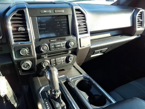 Used 2016 Ford F150 XLT w/ Equipment Group 302A Luxury image 27