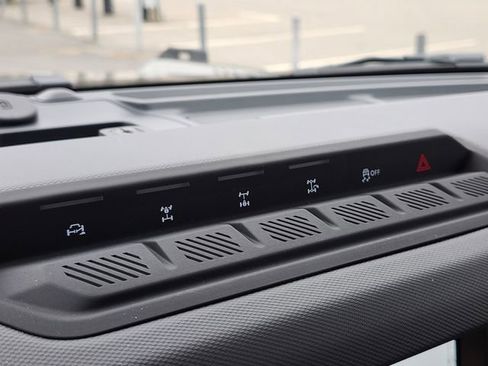 New 2025 Ford Bronco Badlands w/ Sasquatch Package image 25