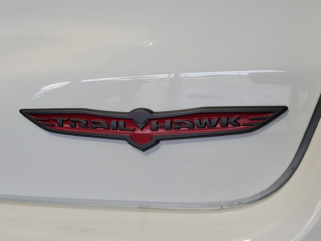 Used 2022 Jeep Compass Trailhawk AWD/4WD image 7